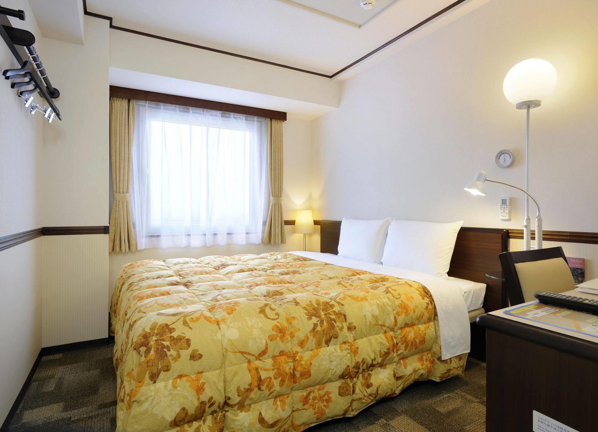 Toyoko Inn Kokura-Eki Minami-Guchi Kitakyūshū Extérieur photo